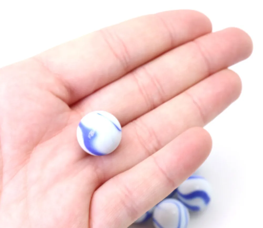 Tout Pour le Jeu 20 Billes ozone bleues et blanches 16 mm + 1 calot 25 mm