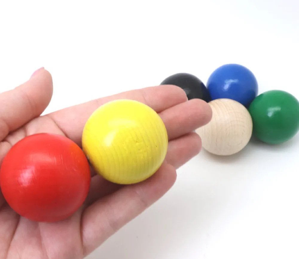 Tout Pour le Jeu 6 boules 4 cm en bois multicolores 6 couleurs pour jeux