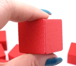 Tout Pour le Jeu 20 Cubes en bois 3 cm multicolores 4 couleurs