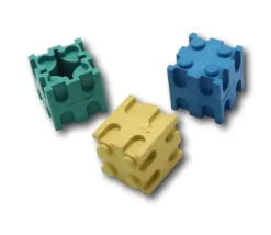 Tout Pour le Jeu 100 cubes encastrables multicolores 2 cm - bois recyclé