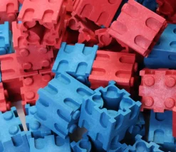 Enfant Tout Pour le Jeu 100 cubes encastrables rouge et bleu en bois recyclé