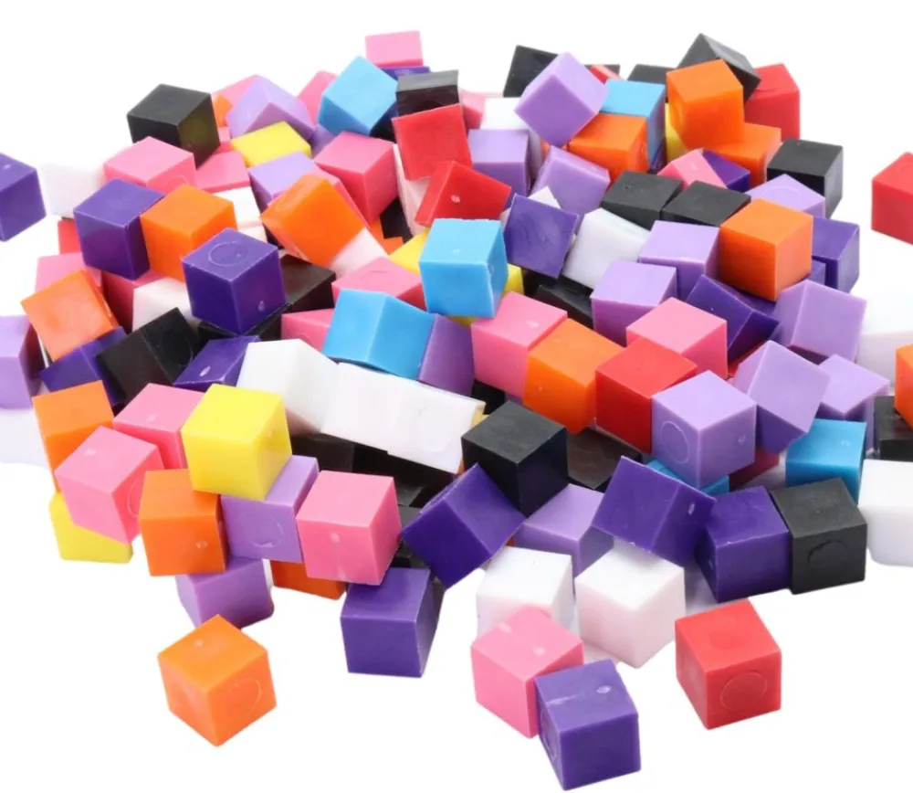 Tout Pour le Jeu 1000 Cubes plastiques 1 x 1 cm multicolores - 10 couleurs - 10 mm