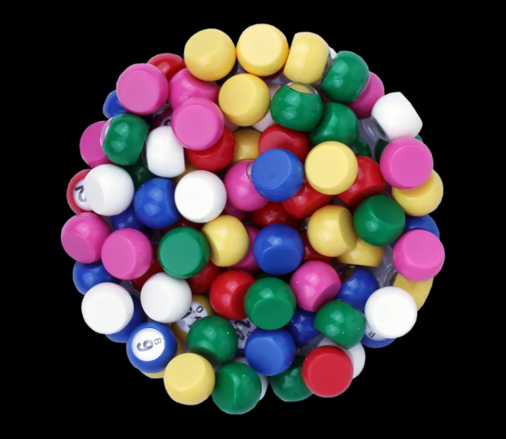 Tout Pour le Jeu 90 dômes 1 à 90 de 22 mm demi-boules numérotées plastique coloré.