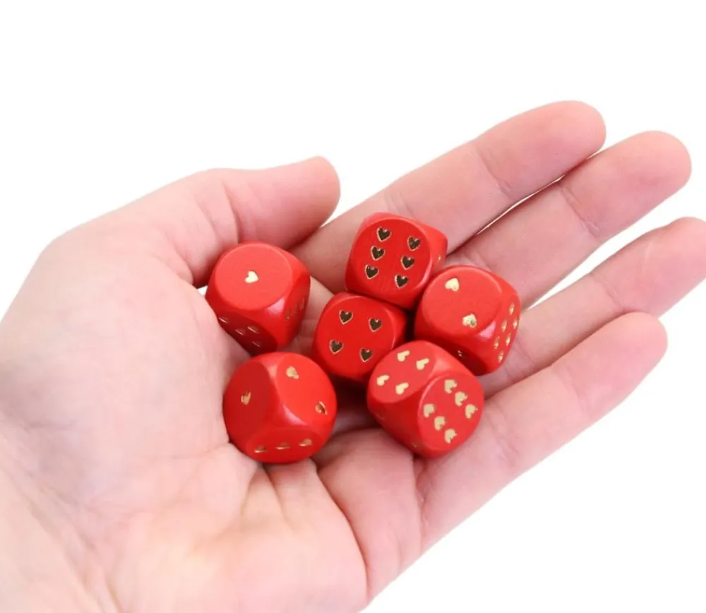 Tout Pour le Jeu 10 Dés à jouer coeurs amour en bois