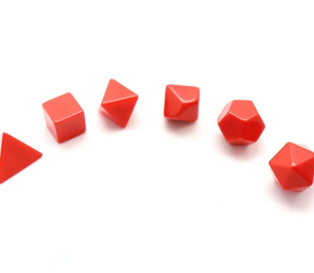 Tout Pour le Jeu 6 dés multifaces neutres rouge, noir ou beige