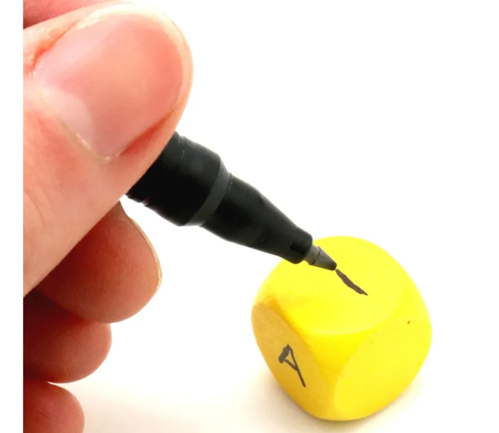 Tout Pour le Jeu 10 Dés neutres 16 mm en bois hêtre colorés sans marquage