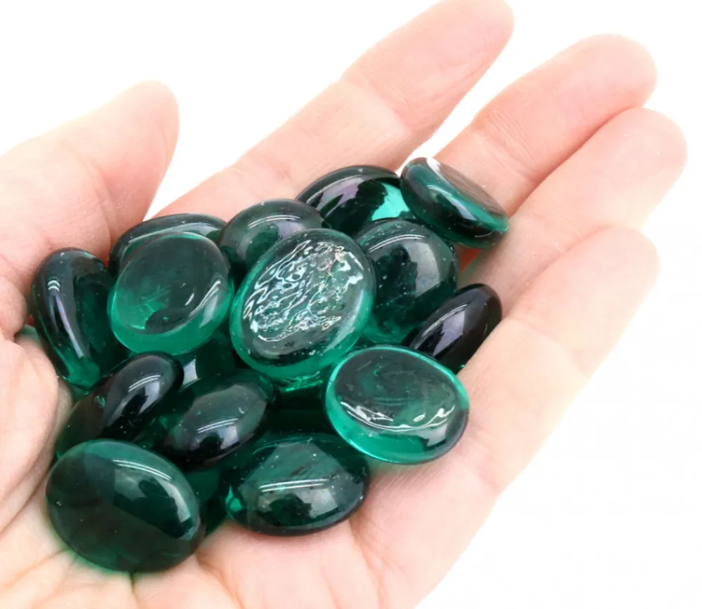 Tout Pour le Jeu 20 galets gems 15/25 mm vert translucide - mini pierres plates