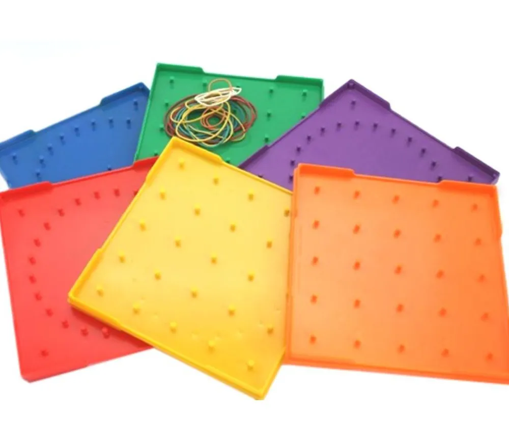 Tout Pour le Jeu 6 Géoboards - set de 6 tableaux recto et verso