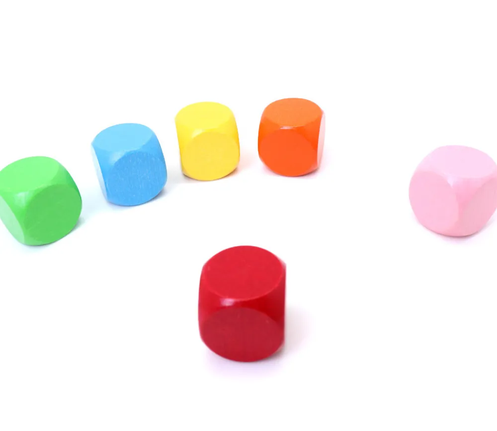 Tout Pour le Jeu 6 gros dés neutres 4 cm bois multicolores