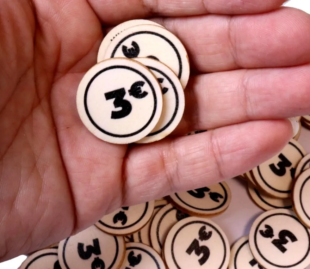 Tout Pour le Jeu 500 jetons en bois 3 € - 2.5 cm