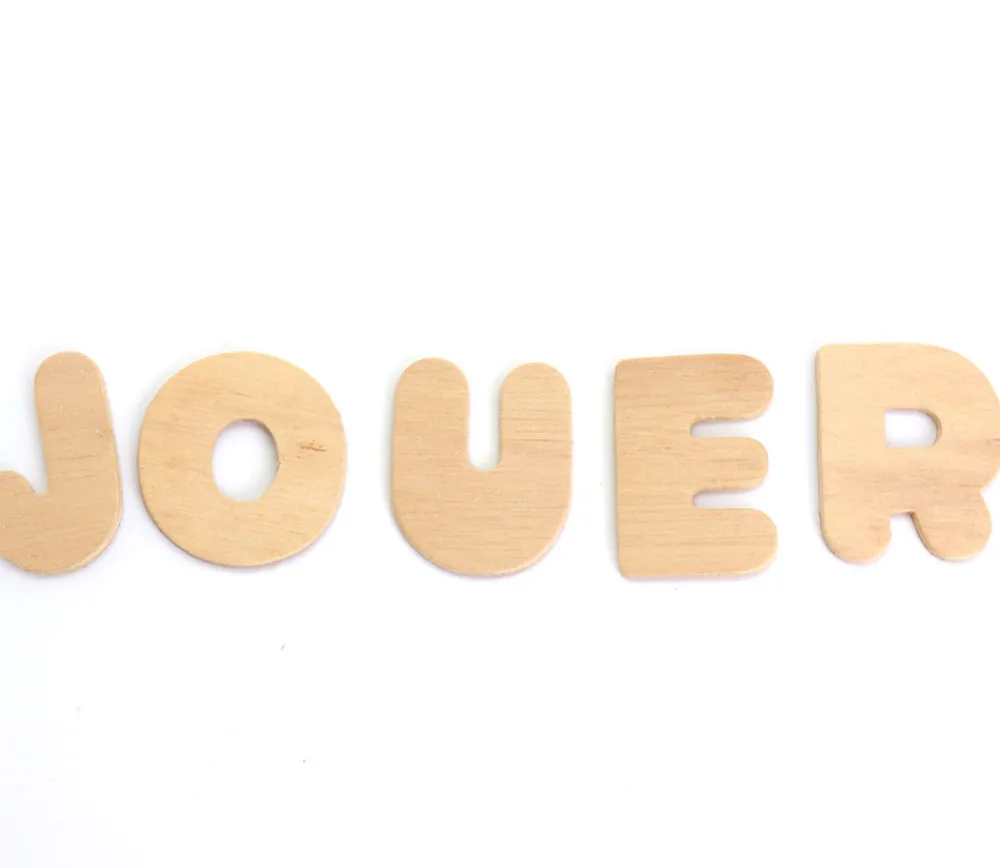 Tout Pour le Jeu 52 lettres alphabet en bois naturel 4.5 cm - 2 x 26 lettres