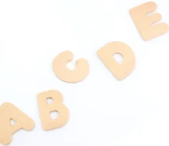 Tout Pour le Jeu 52 lettres alphabet en bois naturel 4.5 cm - 2 x 26 lettres