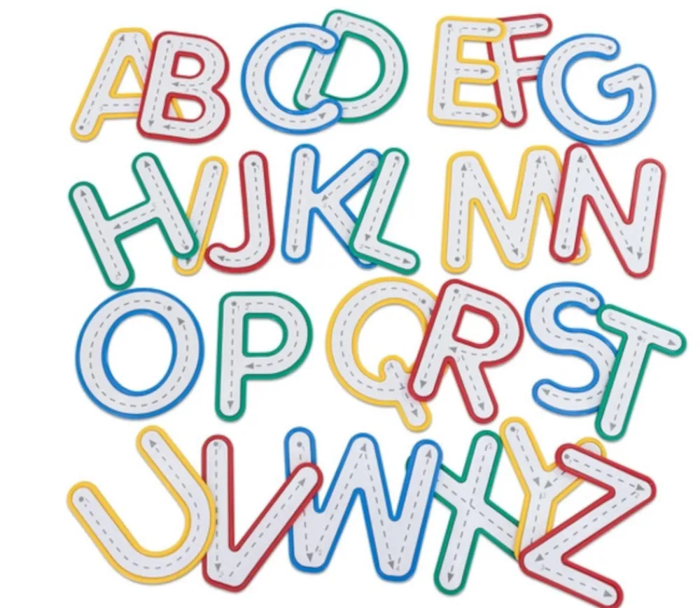 Tout Pour le Jeu 26 lettres de traçage - majuscule effaçable 11.5 cm