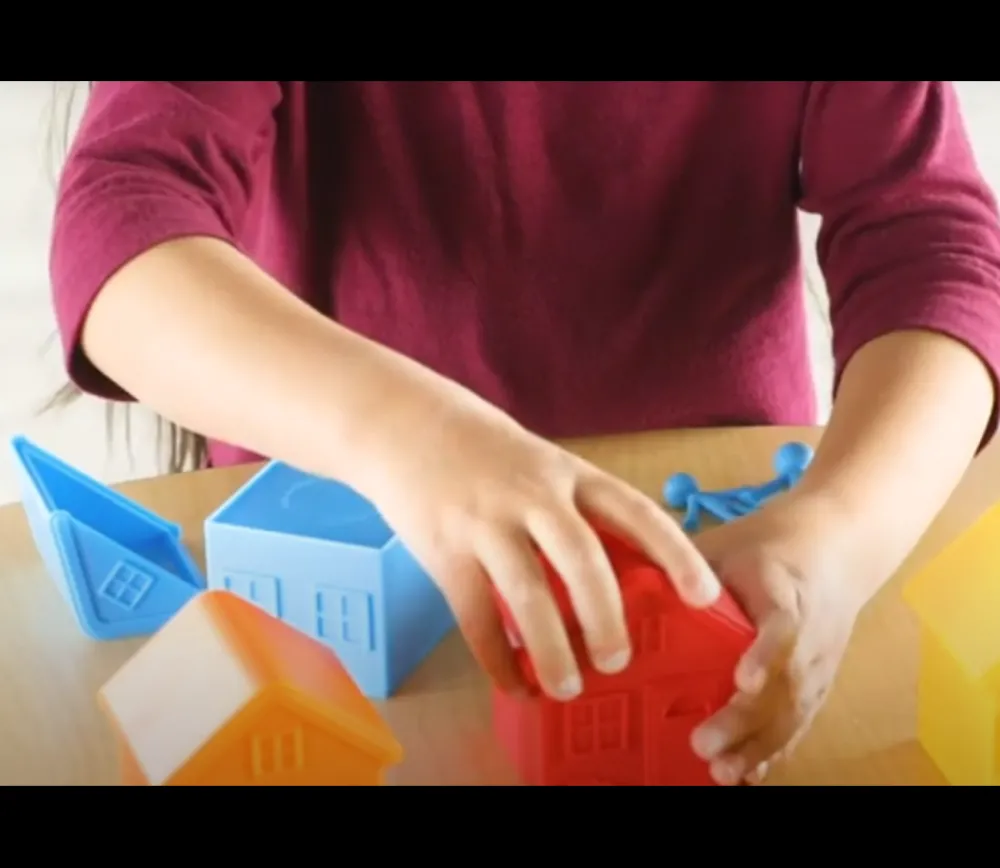 Tout Pour le Jeu 6 Maisons avec toits amovibles et empilables 8 x 7 cm