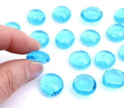 Tout Pour le Jeu 20 mini galets gems bleus translucides 12/18 mm - mini pierres plates