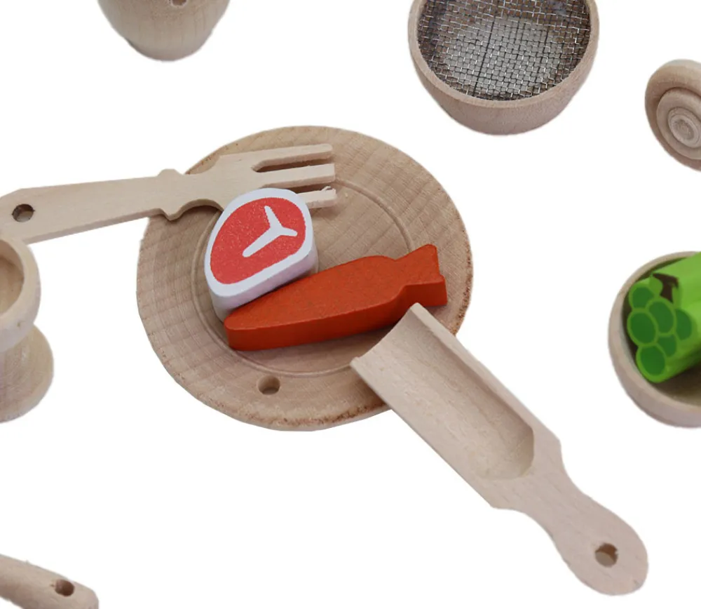 Tout Pour le Jeu 15 miniatures en bois accessoires maison
