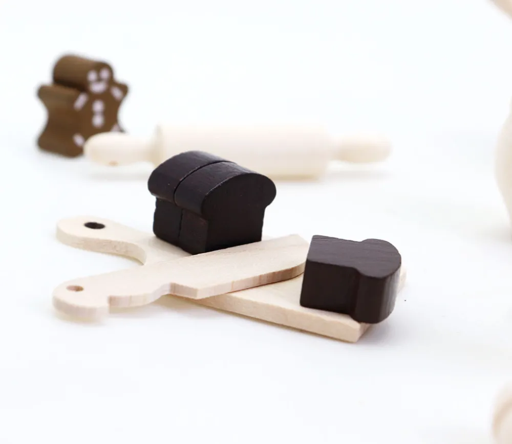 Tout Pour le Jeu 15 miniatures en bois accessoires maison