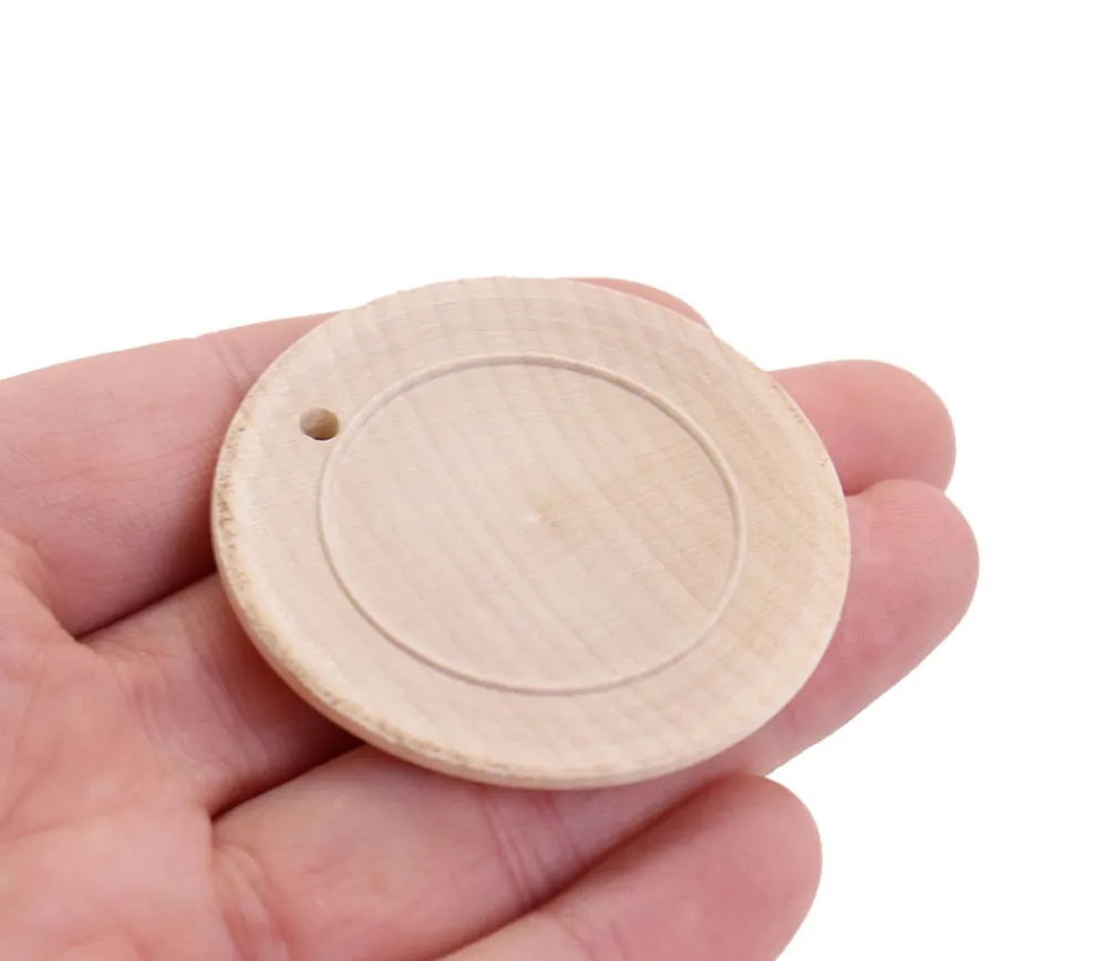 Tout Pour le Jeu 15 miniatures en bois accessoires maison
