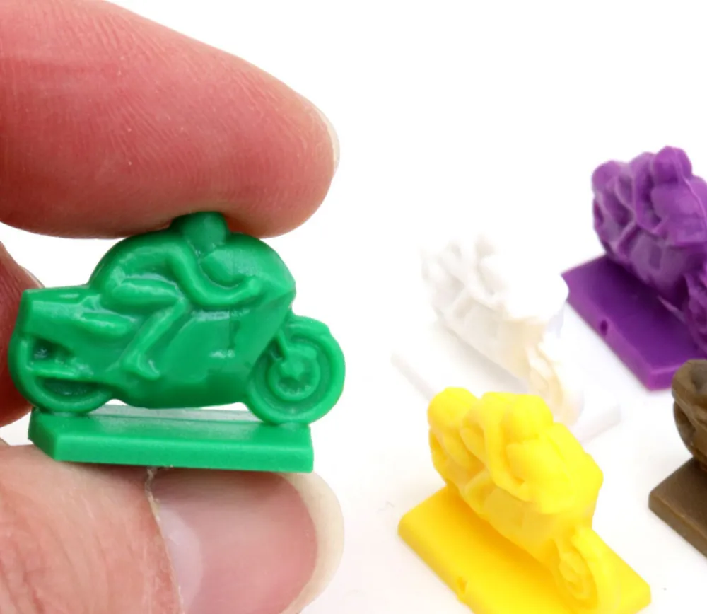 Tout Pour le Jeu 6 motos pions jeu multicolores en plastique 24 x 12 x 18 mm