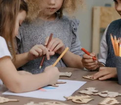 Tout Pour le Jeu 12 outils de traçage en bois formes amusantes