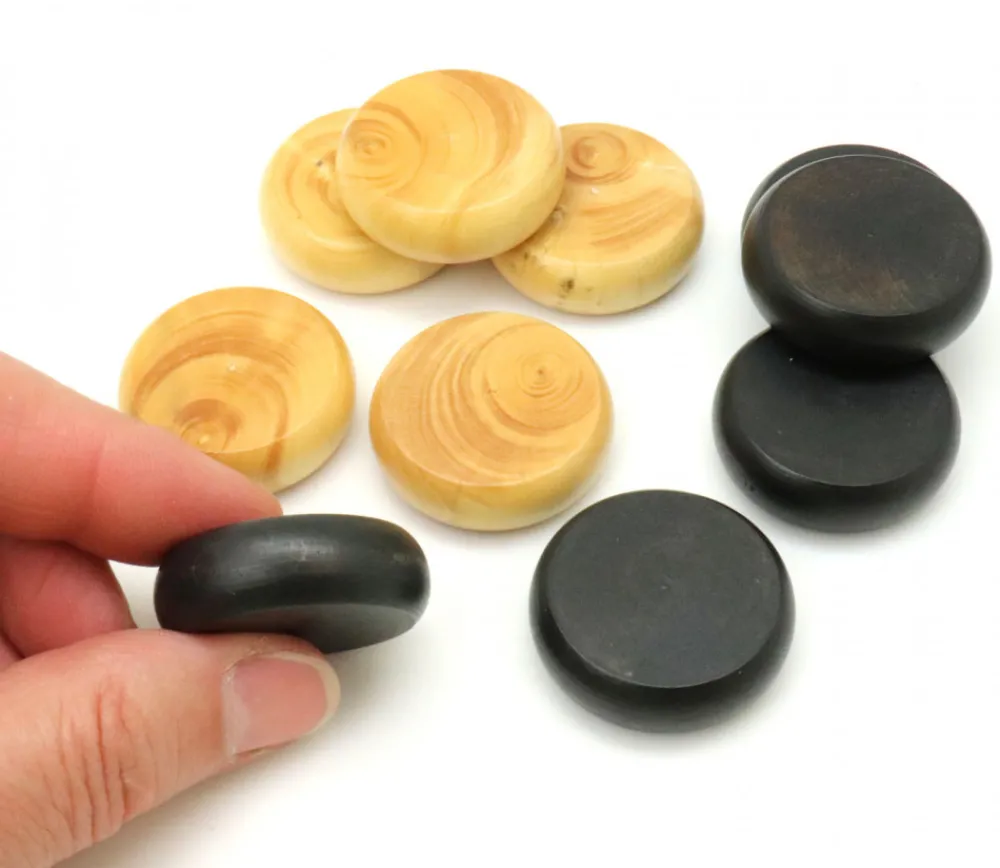 Tout Pour le Jeu 10 Palets crokinole 32 mm jeux 5 pions naturels et 5 pions noirs