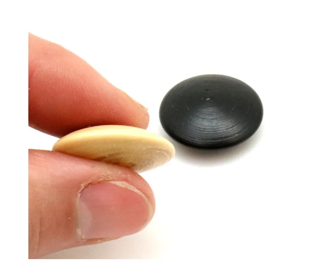 Tout Pour le Jeu 10 Palets galets buis jeu de go (5 noirs/5 naturels) 2.3 cm