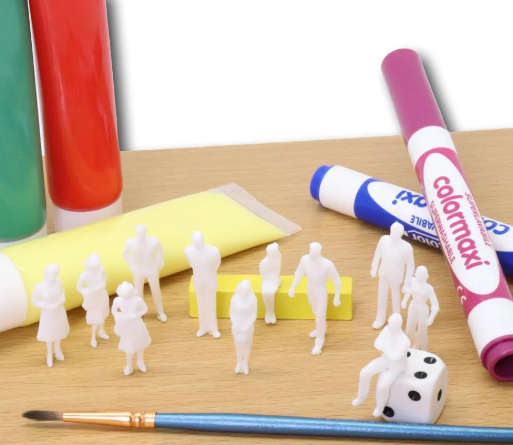 Tout Pour le Jeu 120 personnages miniatures à peindre