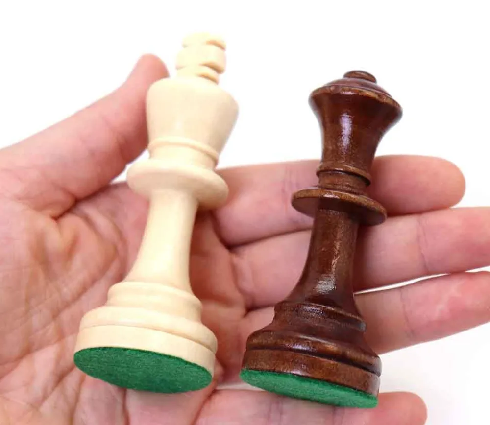 Tout Pour le Jeu 32 Pièces échecs bois lestées T5 - roi 9 cm