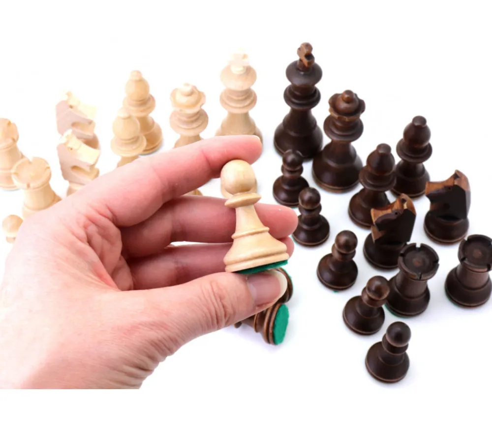 Tout Pour le Jeu 32 Pièces échecs bois T5 LESTEES 95 mm en sac tissu