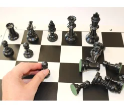 Tout Pour le Jeu 32 Pièces échecs plastique 97 mm taille T5 + 2 dames