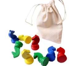 Tout Pour le Jeu 8 Pions chevaux bois 5 cm dans un sac en tissu
