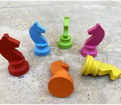 Tout Pour le Jeu 6 Pions chevaux en bois 5 cm multicolores