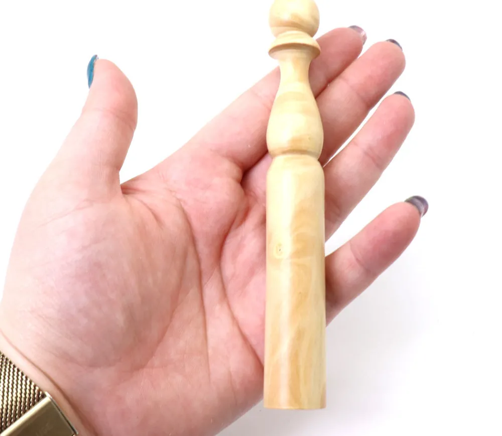 Enfant Tout Pour le Jeu 9 quilles bois verni 14 cm + boule - Fabrication française