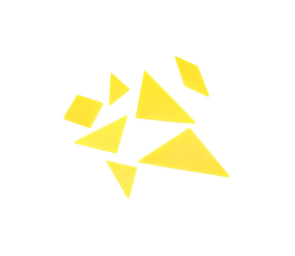 Tout Pour le Jeu 4 tangrams en re-plastique coloré 9.8 x 9.8 cm