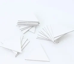 Tout Pour le Jeu 25 Tuiles 40 mm triangle jeton épais blanc à personnaliser