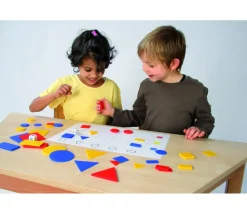 Tout Pour le Jeu Boite 60 formes géométriques à plat épaisseur, taille et couleur. 4 attributs