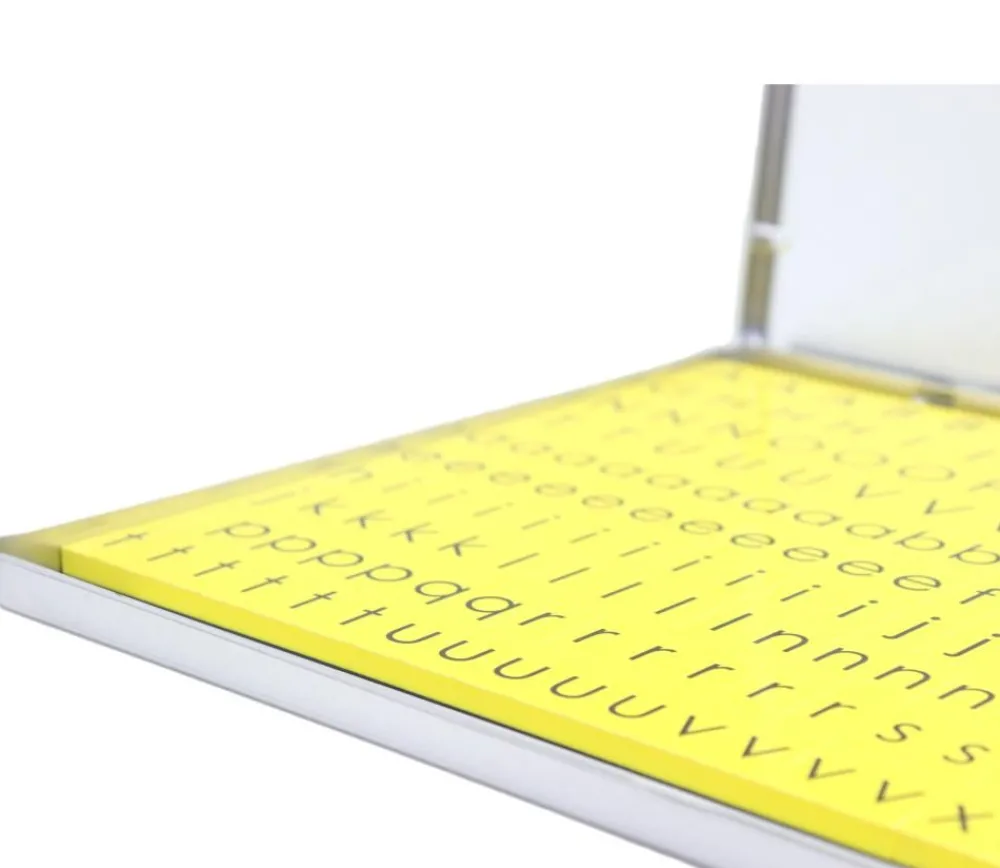 Tout Pour le Jeu Boite 213 Mini lettres magnétiques 2 cm - minuscules et majuscules