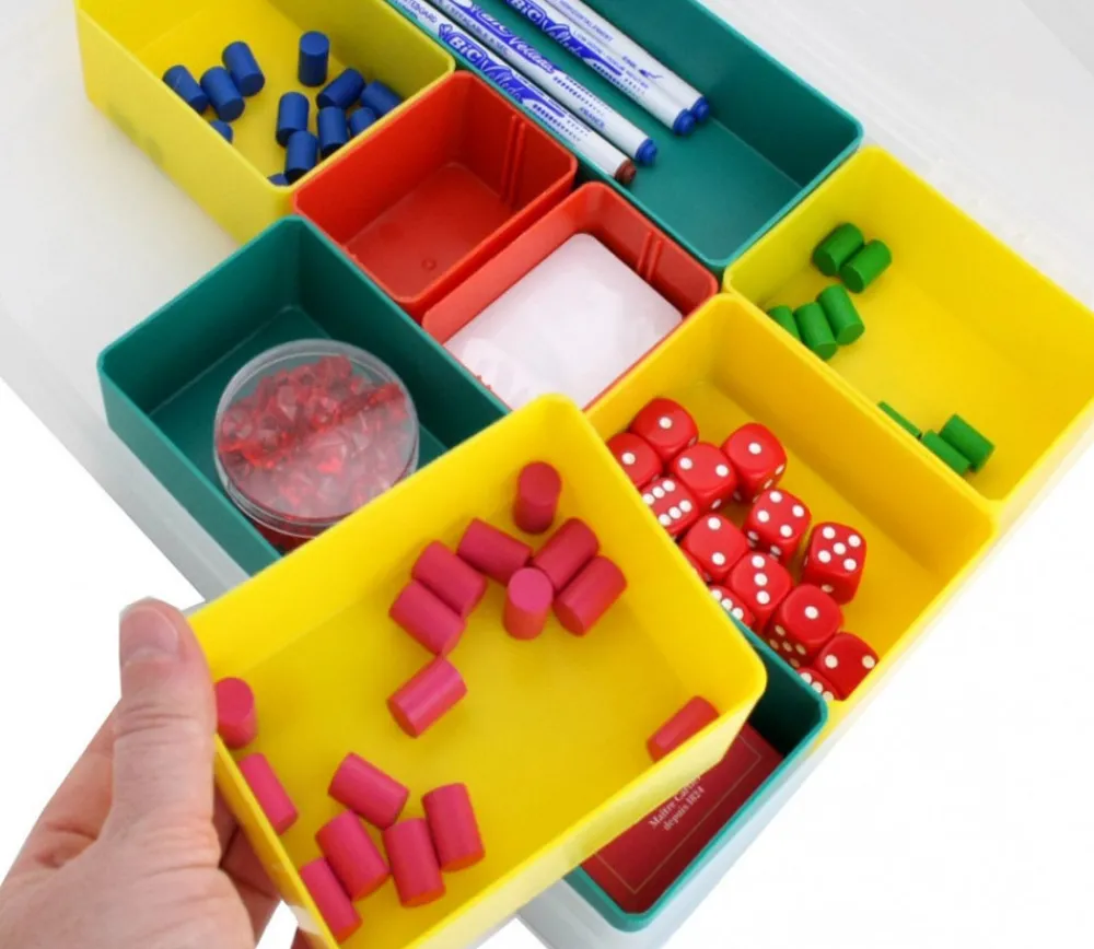 Tout Pour le Jeu Boite A4 avec 8 bacs modulables de 325 x 255 x H 52 mm