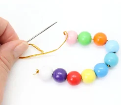 Tout Pour le Jeu Boule percée de 1.2 cm en bois - Mini perle trou 3 mm