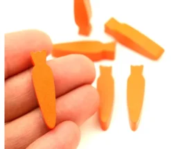 Tout Pour le Jeu Carotte bois orange 6.5 x 8 x 30 mm pion