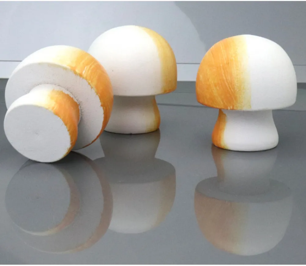 Tout Pour le Jeu Champignon de Paris en bois 4 x 3.7 cm - jouet déco