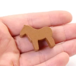 Tout Pour le Jeu Cheval 4 pattes dodu pion marron bois 25x28x10 mm