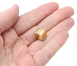 Tout Pour le Jeu Cube doré en plastique 10 mm à l'unité