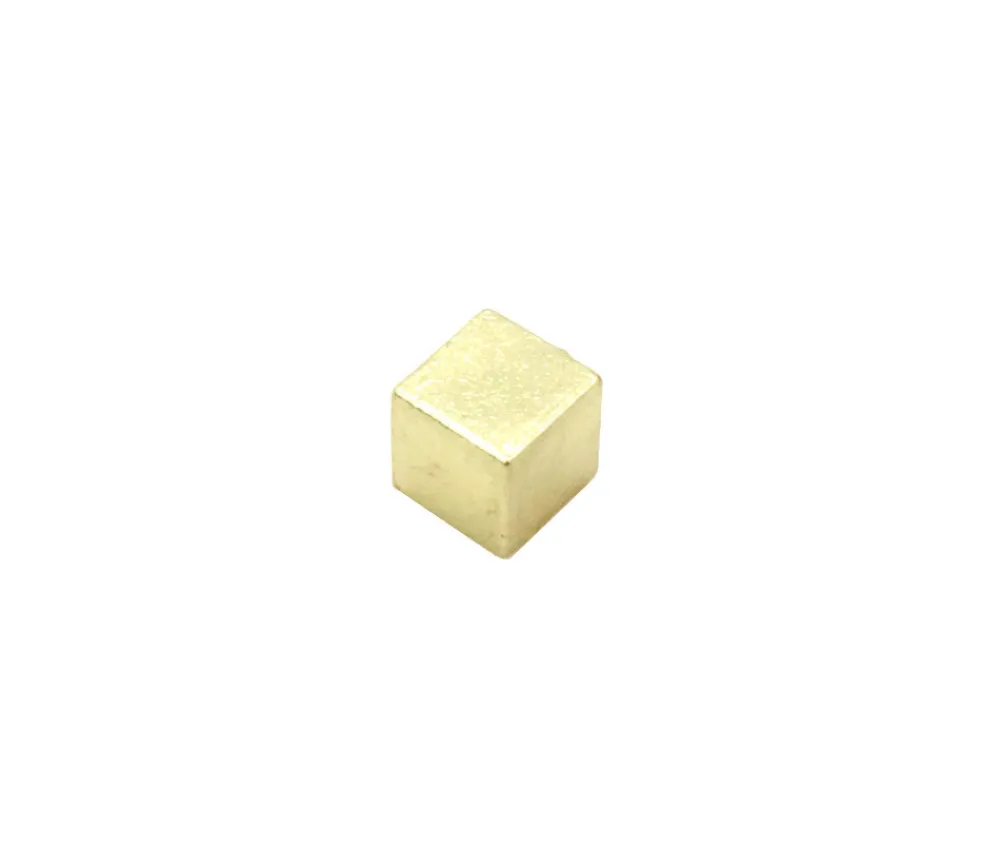 Tout Pour le Jeu Cube métal doré 8 mm. 8 x 8 x 8 mm à l'unité