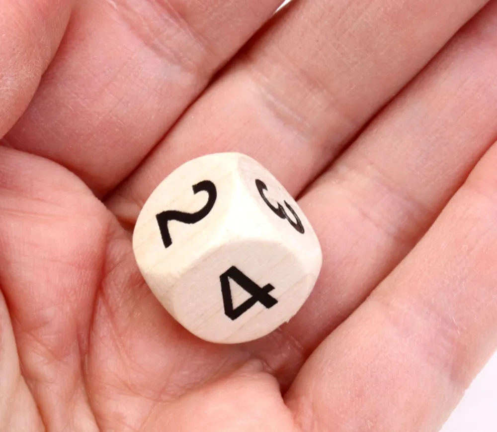 Tout Pour le Jeu Dé 1 2 2 3 3 4 en bois de 16 mm en chiffres