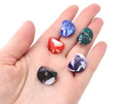 Tout Pour le Jeu Dé 3 faces 1 à 3 marbré à l'unité (couleur mise au hasard)