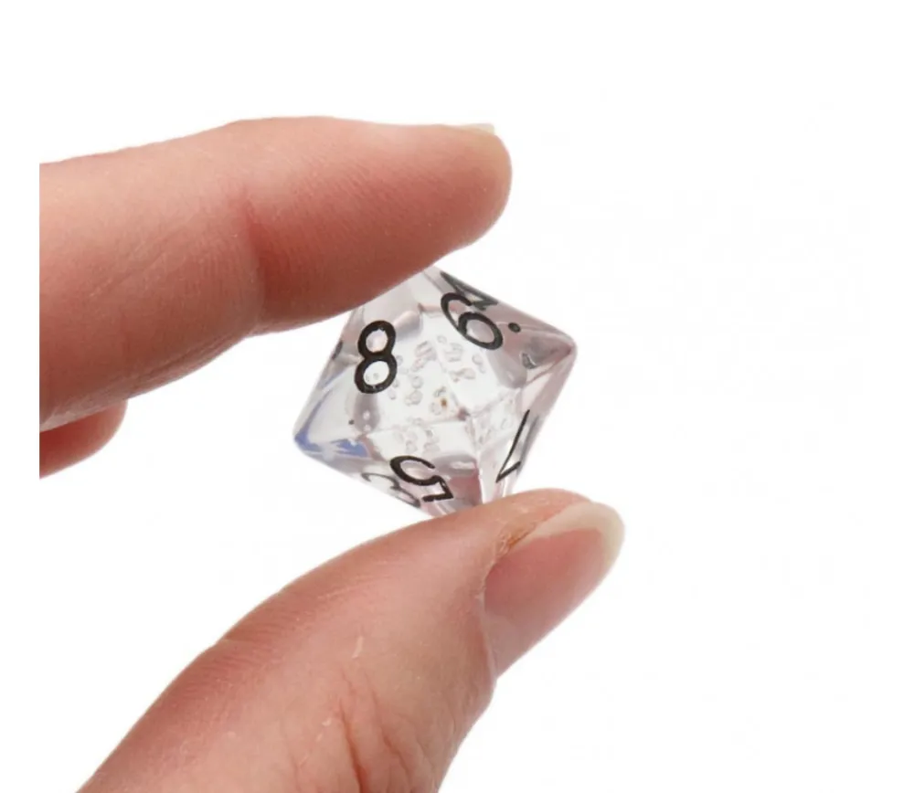 Tout Pour le Jeu Dé 8 faces en translucide coloré à l'unité (couleur au hasard)