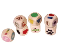 Tout Pour le Jeu Dé bois 3 cm personnalisé : 6 faces personnalisées avec vos images