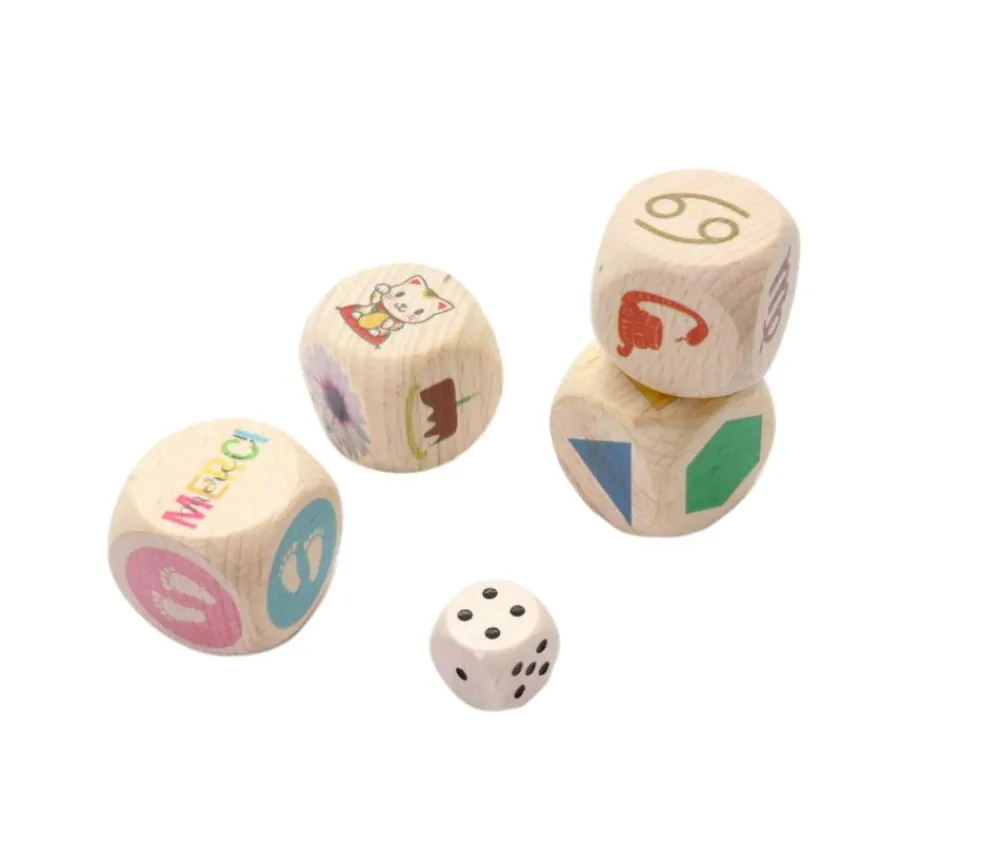 Tout Pour le Jeu Dé bois 3 cm personnalisé : 6 faces personnalisées avec vos images