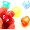 Tout Pour le Jeu Dé double 10 faces avec 1 mini dé 10 faces à l'intérieur (couleur mise au hasard)